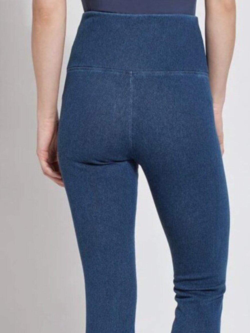 Lysse Denim Legging (28" Inseam) - Picture 10 of 10